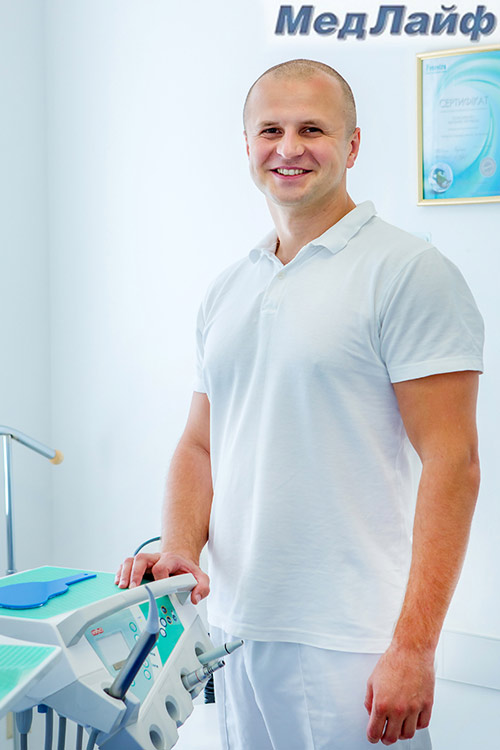 Нидермаер Василий Владимирович